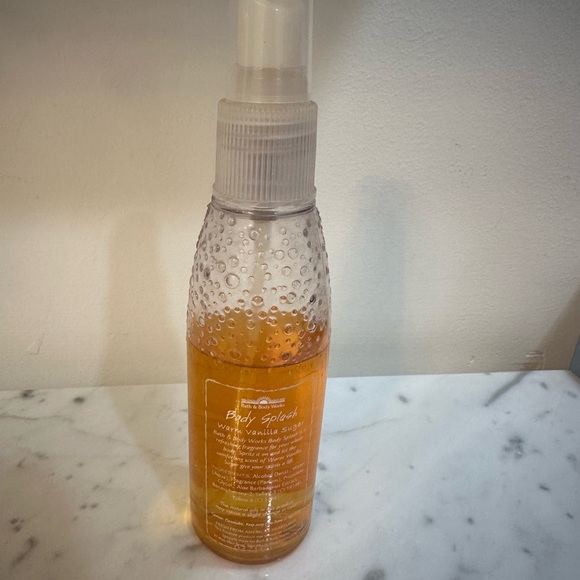 Bath & Body Works Warm Vanilla Sugar Body Splash 4oz - Picture 2 of 2